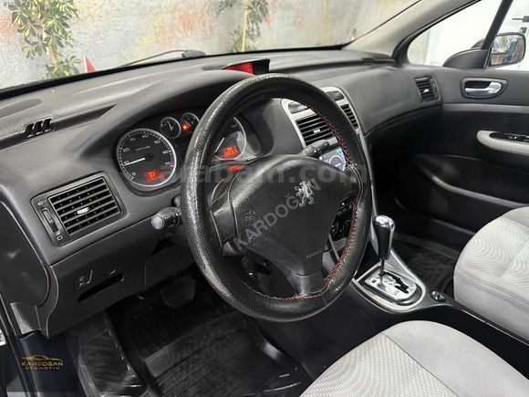 2005 MODEL//1.6 XT SUNROOF//165.000KM