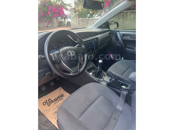 Sahibinden Toyota Corolla 1.33 Life 2017 Model 