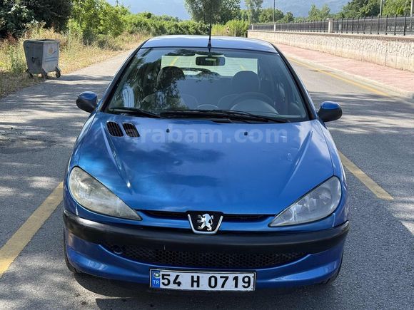 SBS GARAGE'DEN 2004 PEJO 206 1.4 LPGLİ KLİMA BUZ