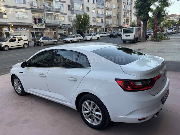 Boyasız Renault Megane 1.5 Blue DCI Touch 2020 Model Ankara