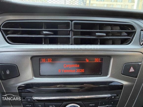 TAN CAR'S DN 2019 MODEL PEJO 301 YENİ KASA DÜŞÜK KM TEMİZ ARAÇ