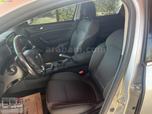 Megane Sedan 1.5 BluedCi Touch EDC KM 122 BİNDE