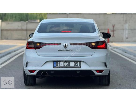 2020 MEGANE 1.5 BLUDCI TOUCH OTOMATİK İCON JANT TESLA CAM GİBİ