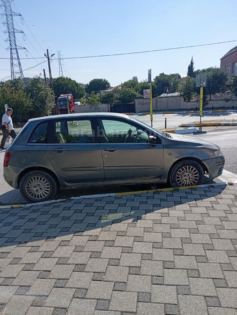 Sahibinden Fiat Stilo 1.6 Actual 2005 Model İstanbul 295.000 km Gri 4