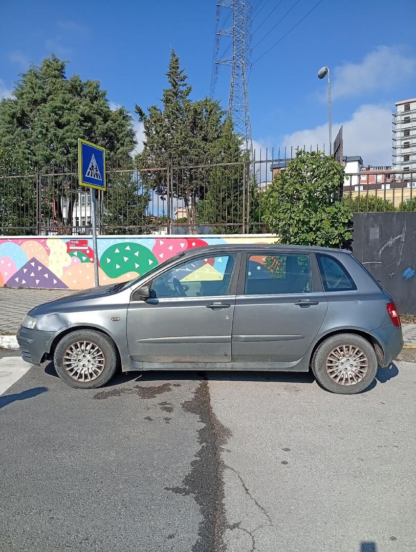Sahibinden Fiat Stilo 1.6 Actual 2005 Model İstanbul 295.000 km Gri 7