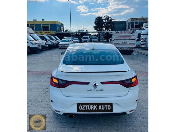 ÖZTÜRK AUTO'DAN EMSALSİZ/ OTOMATİK VİTES/ 2019 MEGANE TOUCH