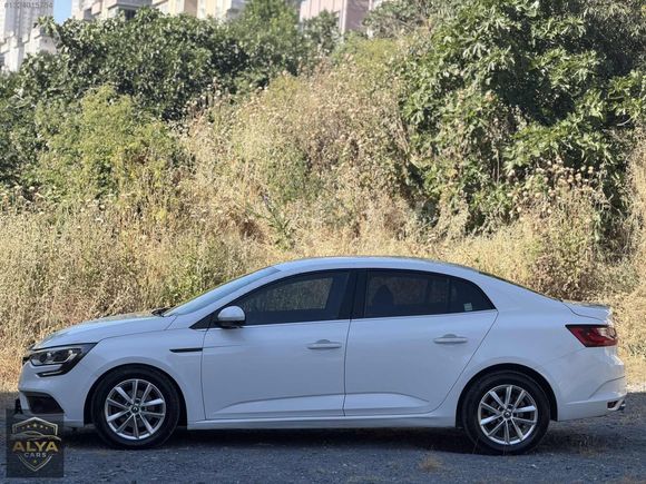ALYA CARS'TAN 2019 MODEL RENAULT MEGANE