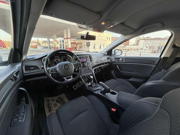 DEMIRBAĞ AUTO'DAN 2020 MEGANE DİZEL OTOMATİK TOUCH