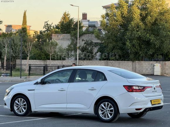 2020 MEGANE 4 1.5 BLUE DCI TOUCH OTOMATİK VİTES 143 BİN KM