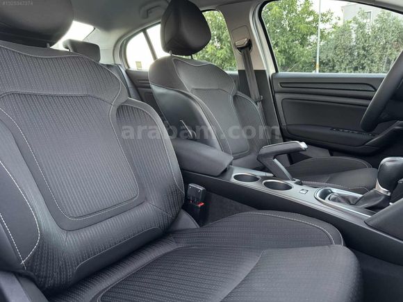 2020 MEGANE 4 1.5 BLUE DCI TOUCH OTOMATİK VİTES 143 BİN KM