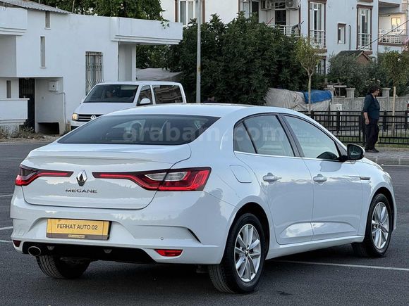 2020 MEGANE 4 1.5 BLUE DCI TOUCH OTOMATİK VİTES 143 BİN KM