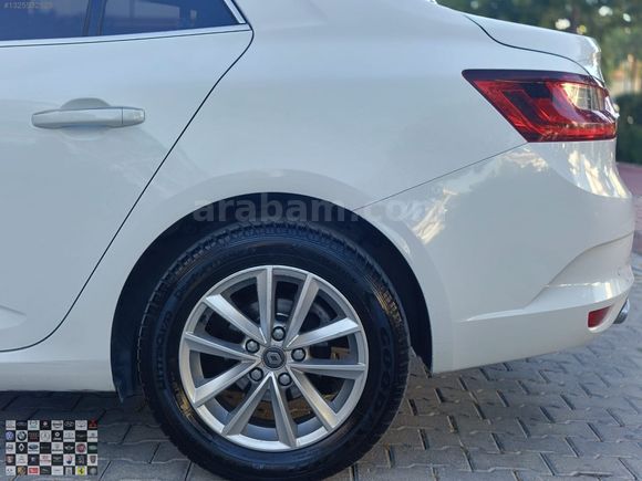 ERDEM AUTO'DAN HATASIZ AYARINDA DEĞİŞENSİZ MEGANE TOUCH