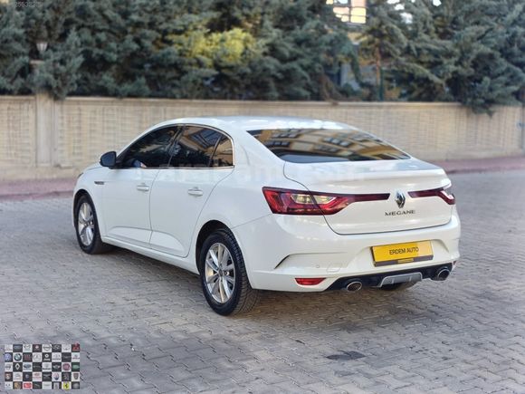 ERDEM AUTO'DAN HATASIZ AYARINDA DEĞİŞENSİZ MEGANE TOUCH