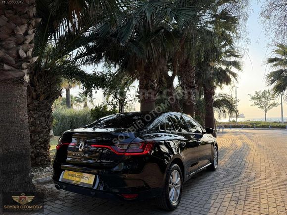 RENAULT MÉGANE 1.5 BlueDCİ TOUCH OTOMATİK