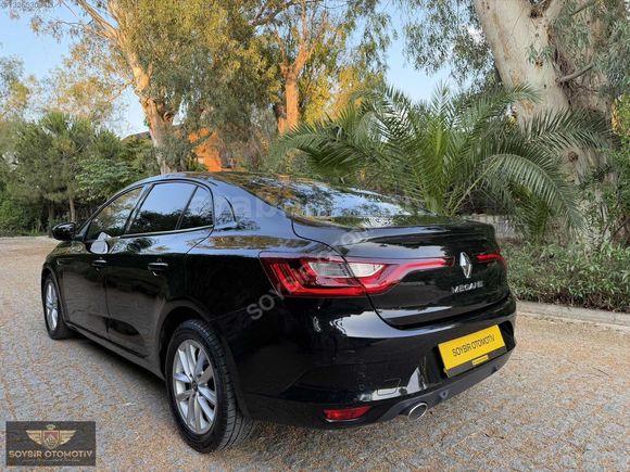 RENAULT MÉGANE 1.5 BlueDCİ TOUCH OTOMATİK