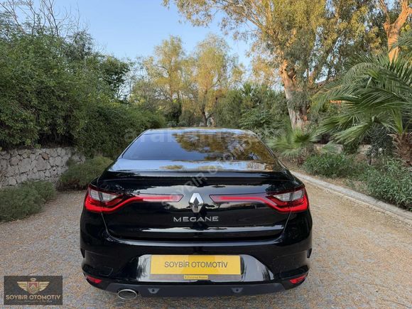 RENAULT MÉGANE 1.5 BlueDCİ TOUCH OTOMATİK