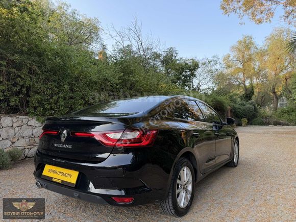 RENAULT MÉGANE 1.5 BlueDCİ TOUCH OTOMATİK