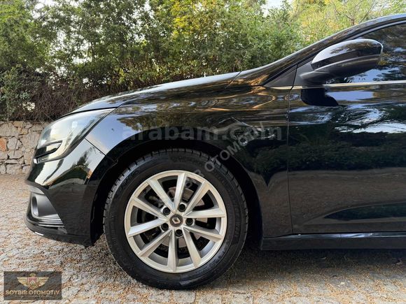 RENAULT MÉGANE 1.5 BlueDCİ TOUCH OTOMATİK