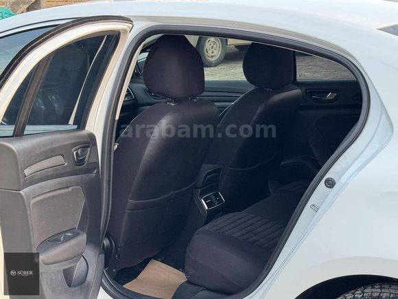 SÜRER AUTO'DAN | 2025 1.5 DCI GARANTİLİ HATASIZ BOYASIZ