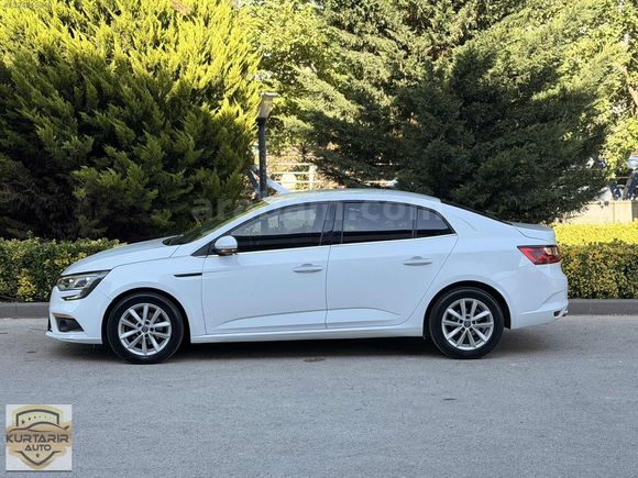KURTARIR AUTO'DAN CAM GİBİ 2020 1.5 DCI TOUCH MEGAN 4