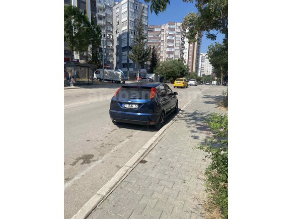 Sahibinden Ford Focus 1.6 Ambiente 2001 Model  345.000 km Lacivert