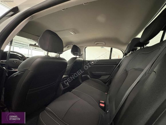 2020 Renault Megane 1.5 BluedCi Touch EDC 102.000 Km