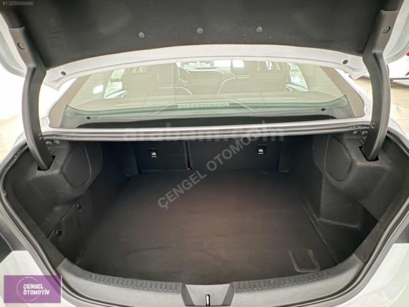 2020 Renault Megane 1.5 BluedCi Touch EDC 102.000 Km