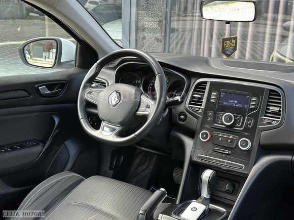 HATASIZ BOYASIZ TRAMERSİZ 2020 MODEL 140 BİN KM CAM GİBİ