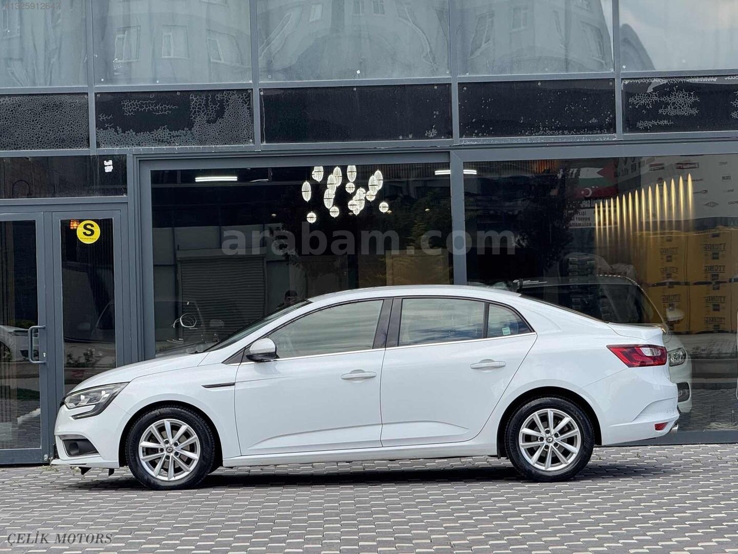Galeriden Renault Megane 1.5 Blue DCI Touch 2020 Model Ankara 140.000 km Beyaz 5