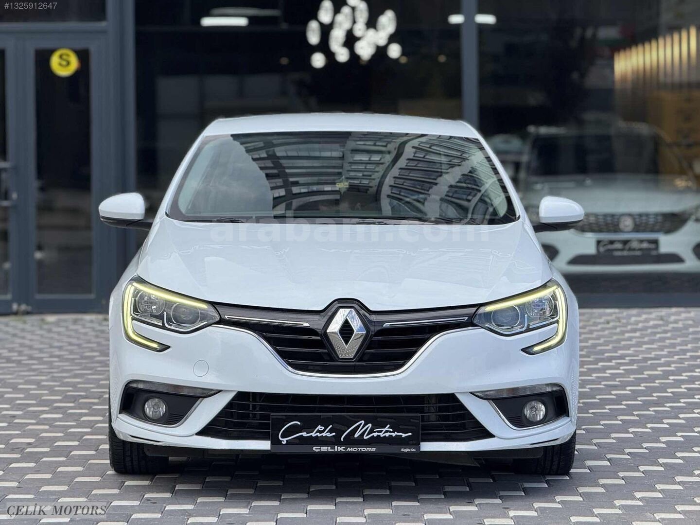 Galeriden Renault Megane 1.5 Blue DCI Touch 2020 Model Ankara 140.000 km Beyaz 2