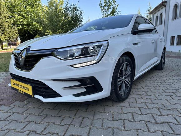 MEGANE 1.5 Blue dCİ TOUCH ORJİNAL - SERVİS BAKIMLI