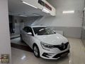 HATASIZ BOYASIZ 2024 MODEL 1.5 BLUE DCİ DİZEL MEGANE KM 24 BİNDE