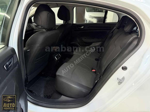 HATASIZ BOYASIZ 2024 MODEL 1.5 BLUE DCİ DİZEL MEGANE KM 24 BİNDE