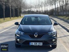 2022 MODEL DİZEL OTOMATİK TOUCH 86 BİN KM DE MEGANE