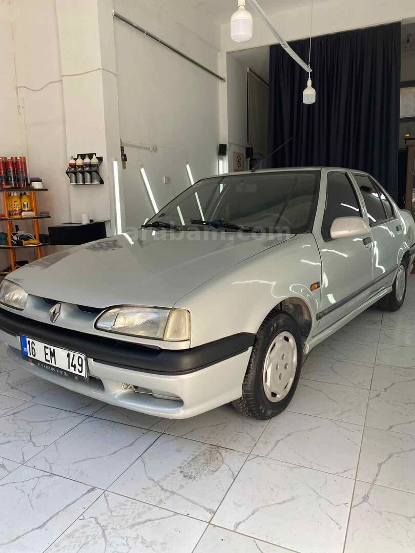 Galeriden Renault R 19 1.6 Europa RNE 2000 Model Bursa 310.000 km Gri 1