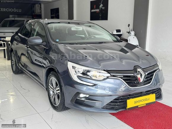ŞEKERCİOĞLU AUTO"DAN 2022 MEGANE TOUCH 1.5DCİ ORJ KM