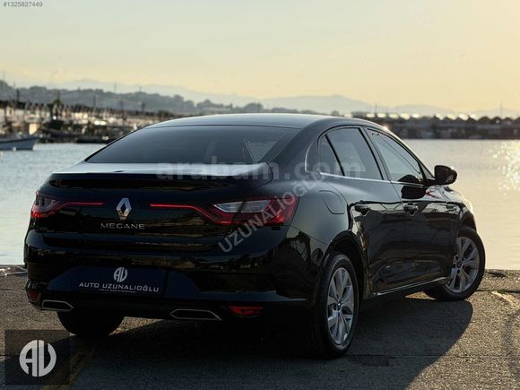 UZUNALİOĞLU RENAULT MEGANE 1.5 BLUE DCİ TOUCH OTOMATİK HATASIZ