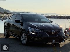 UZUNALİOĞLU RENAULT MEGANE 1.5 BLUE DCİ TOUCH OTOMATİK HATASIZ