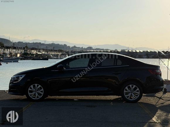 UZUNALİOĞLU RENAULT MEGANE 1.5 BLUE DCİ TOUCH OTOMATİK HATASIZ