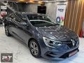 POLAT'TAN 2022 MODEL RENAULT MEGANE TOUCH SENETLİ VE KREDİLİ SAT