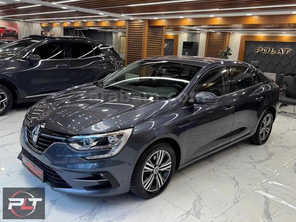 POLAT'TAN 2022 MODEL RENAULT MEGANE TOUCH SENETLİ VE KREDİLİ SAT