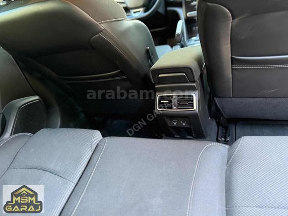 2022 MEGANE TOUCH HATASIZ SIFIR AYARINDA CAR PLAY