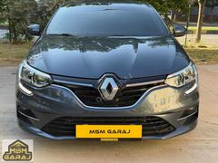 2022 MEGANE TOUCH HATASIZ SIFIR AYARINDA CAR PLAY