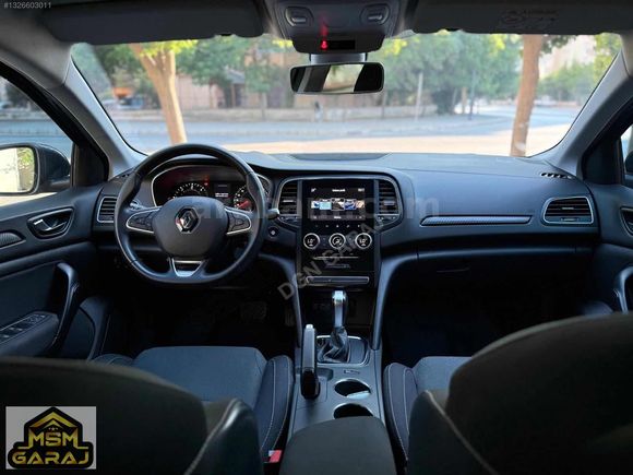 2022 MEGANE TOUCH HATASIZ SIFIR AYARINDA CAR PLAY