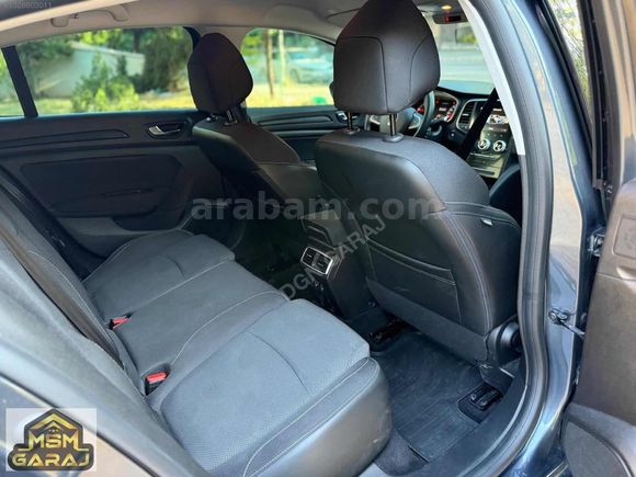 2022 MEGANE TOUCH HATASIZ SIFIR AYARINDA CAR PLAY