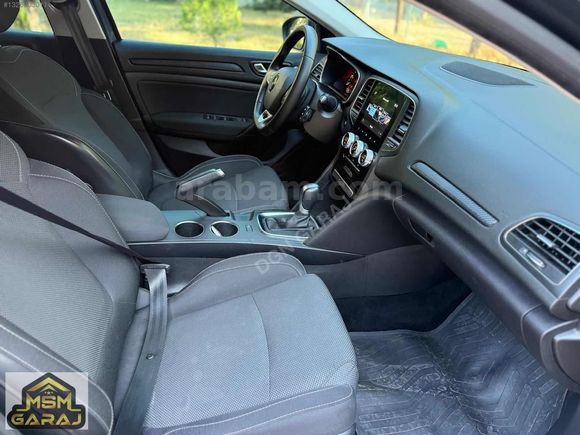 2022 MEGANE TOUCH HATASIZ SIFIR AYARINDA CAR PLAY