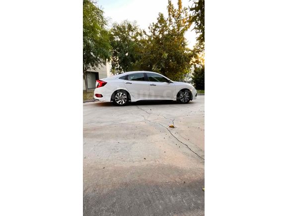 Sahibinden Honda Civic 1.6i VTEC Eco Executive 2018 Model 