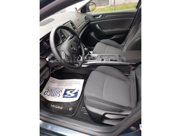 Sahibinden Renault Megane 1.3 TCe Touch 2025 Model