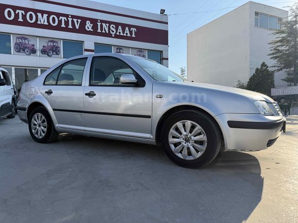 Galeriden Volkswagen Bora 1.6 Pacific 2003 Model Afyonkarahisar