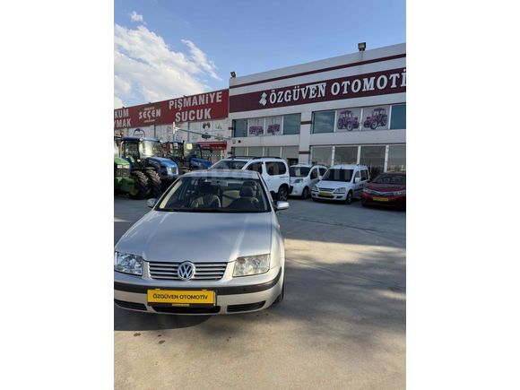 Galeriden Volkswagen Bora 1.6 Pacific 2003 Model Afyonkarahisar